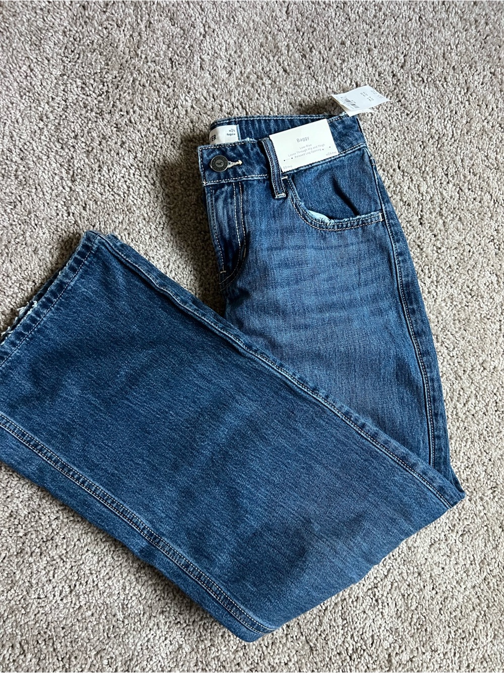 Hollister Women's Dark Blue Straight Leg Jeans